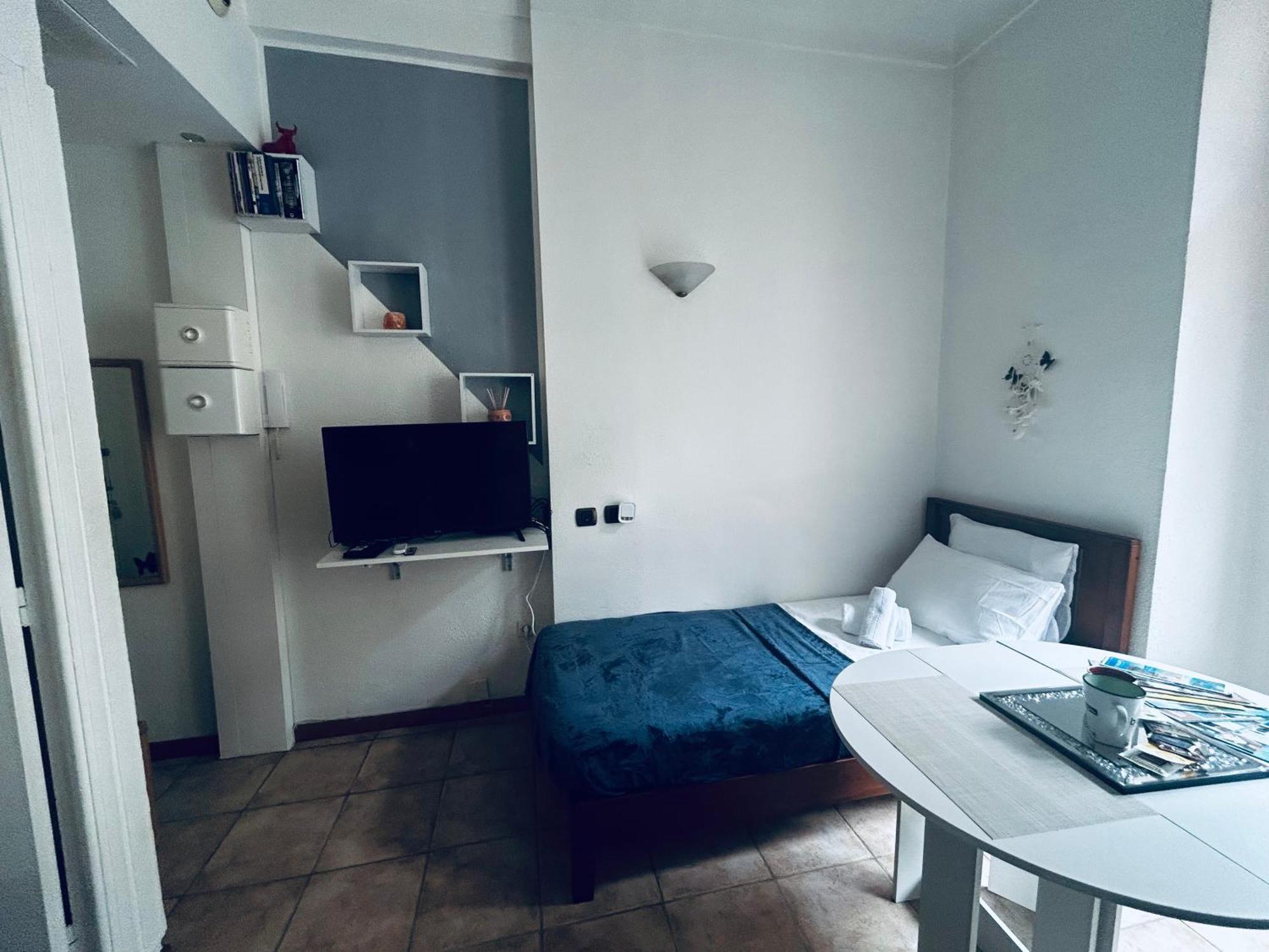 Lovely Studio Air Conditonned City Center Ницца Экстерьер фото